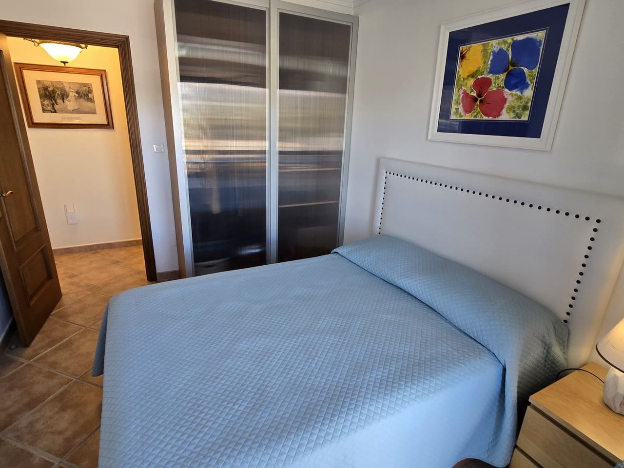 3 makuuhuone Huvila myytävänä paikassa Vinuela mukana uima-altaan 
autotalli - 525 000 € (Ref: 9609553)