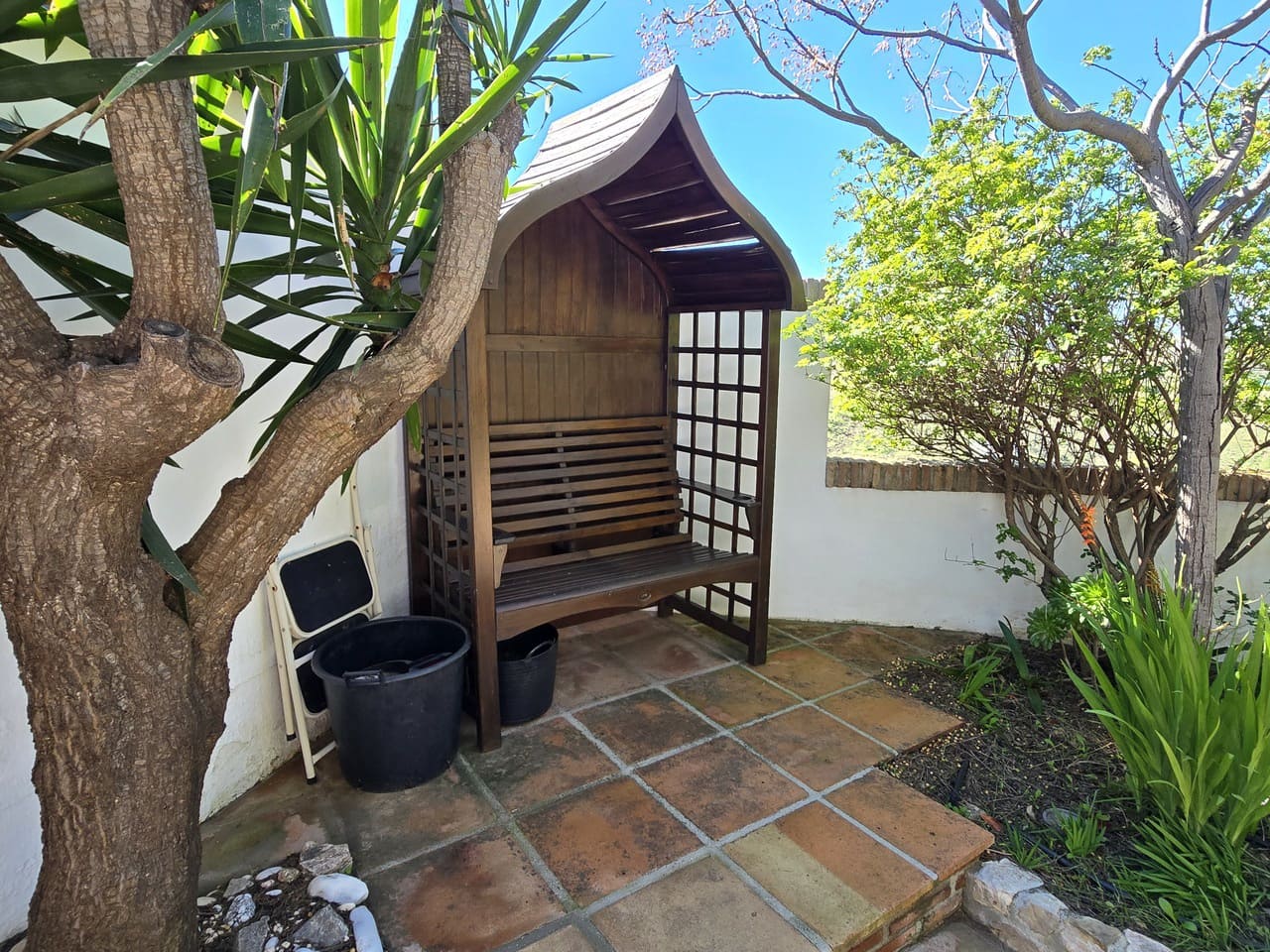 3 bedroom Villa for sale in Vinuela with pool garage - € 525,000 (Ref: 9609553)