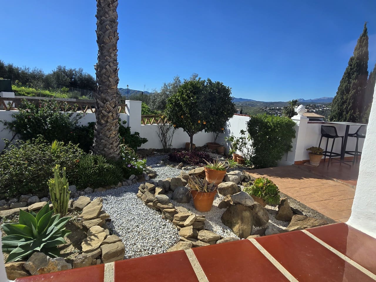 3 makuuhuone Huvila myytävänä paikassa Alcaucin mukana uima-altaan 
autotalli - 375 000 € (Ref: 9610116)