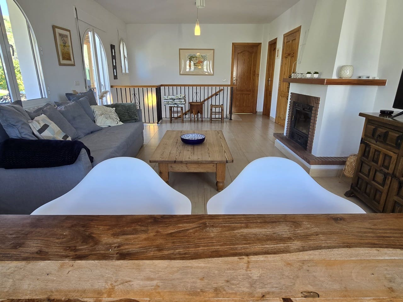 3 makuuhuone Huvila myytävänä paikassa Alcaucin mukana uima-altaan 
autotalli - 375 000 € (Ref: 9610116)