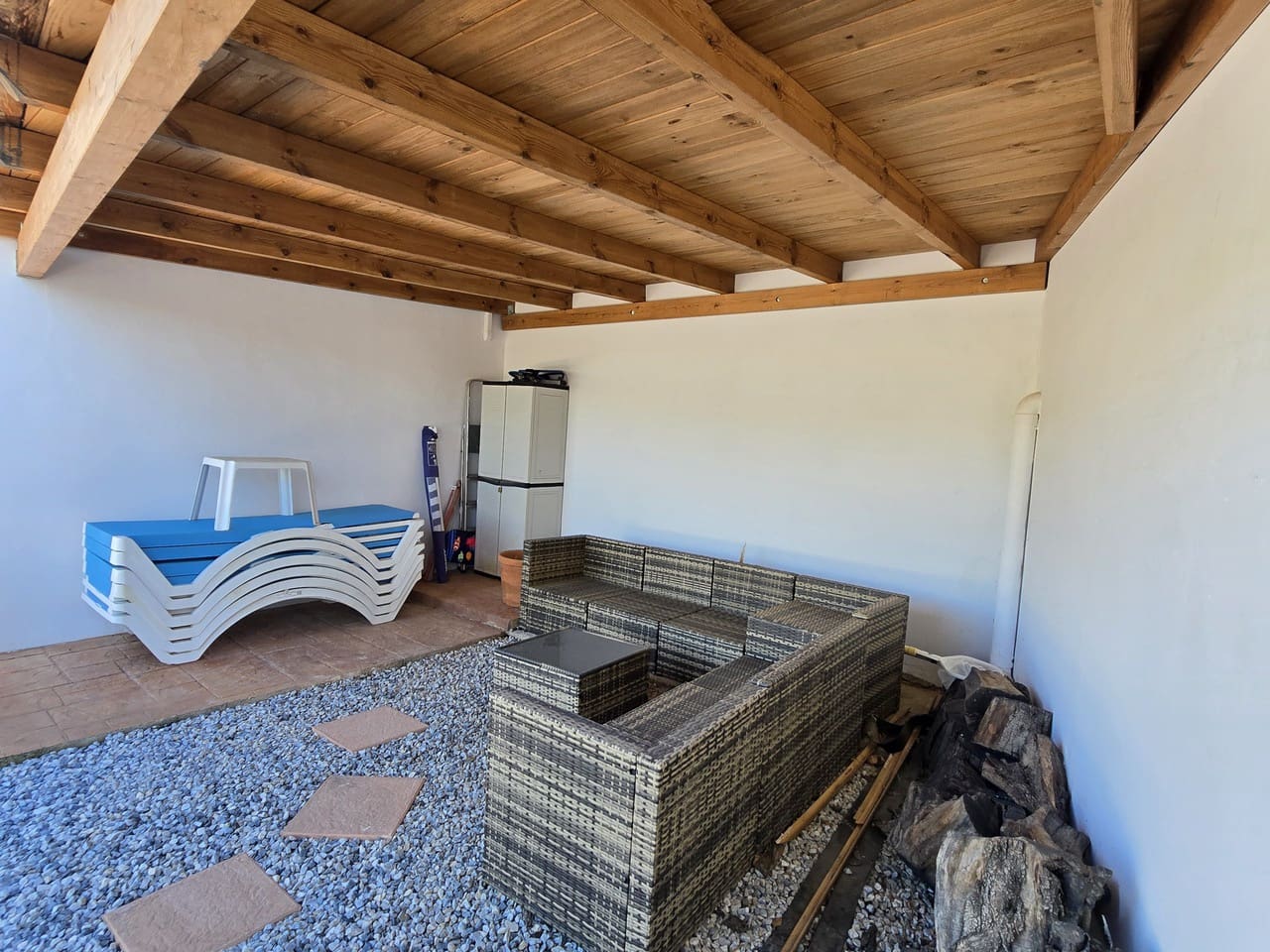 3 makuuhuone Huvila myytävänä paikassa Alcaucin mukana uima-altaan 
autotalli - 375 000 € (Ref: 9610116)