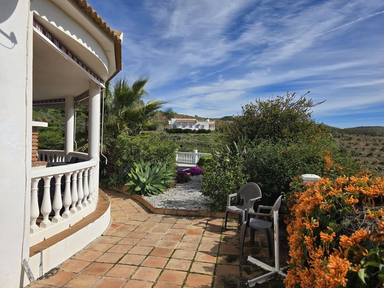 4 soverom Villa til salgs i Benamargosa med svømmebasseng garasje - € 365 000 (Ref: 9612038)