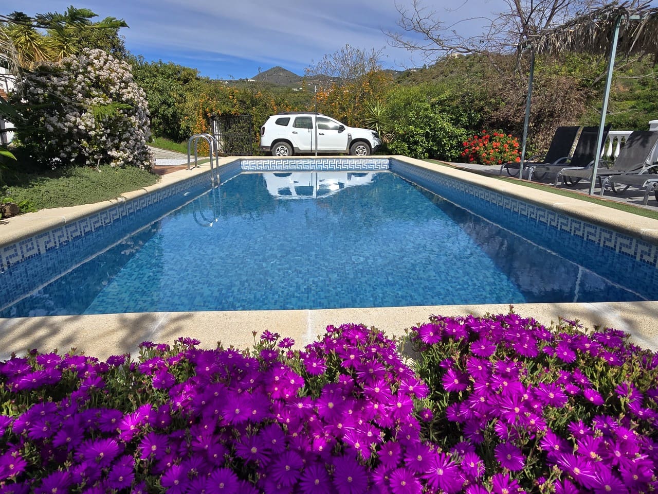 4 soverom Villa til salgs i Benamargosa med svømmebasseng garasje - € 365 000 (Ref: 9612038)