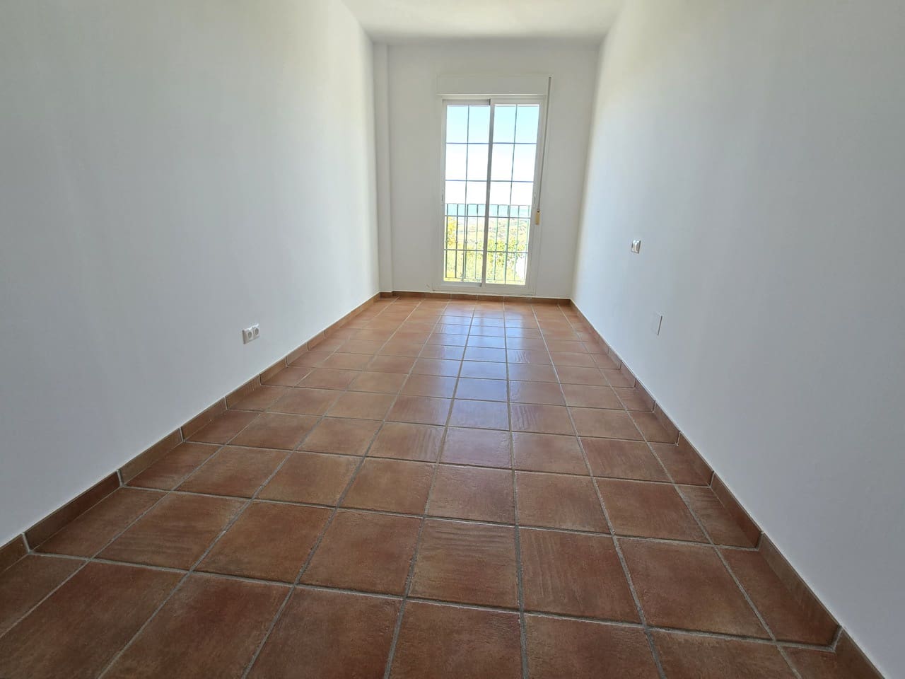 3 soverom Hus til salgs i Alcaucin med svømmebasseng garasje - € 175 000 (Ref: 9626567)