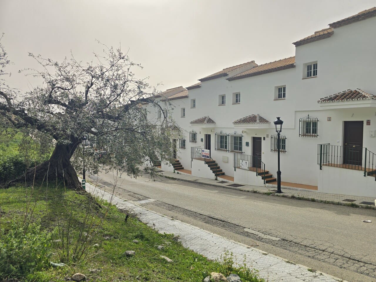 3 bedroom Townhouse for sale in Alcaucin with pool garage - € 175,000 (Ref: 9626567)