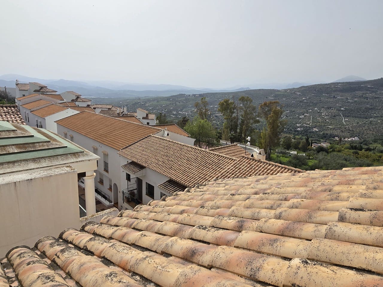 3 bedroom Townhouse for sale in Alcaucin with pool garage - € 175,000 (Ref: 9626567)