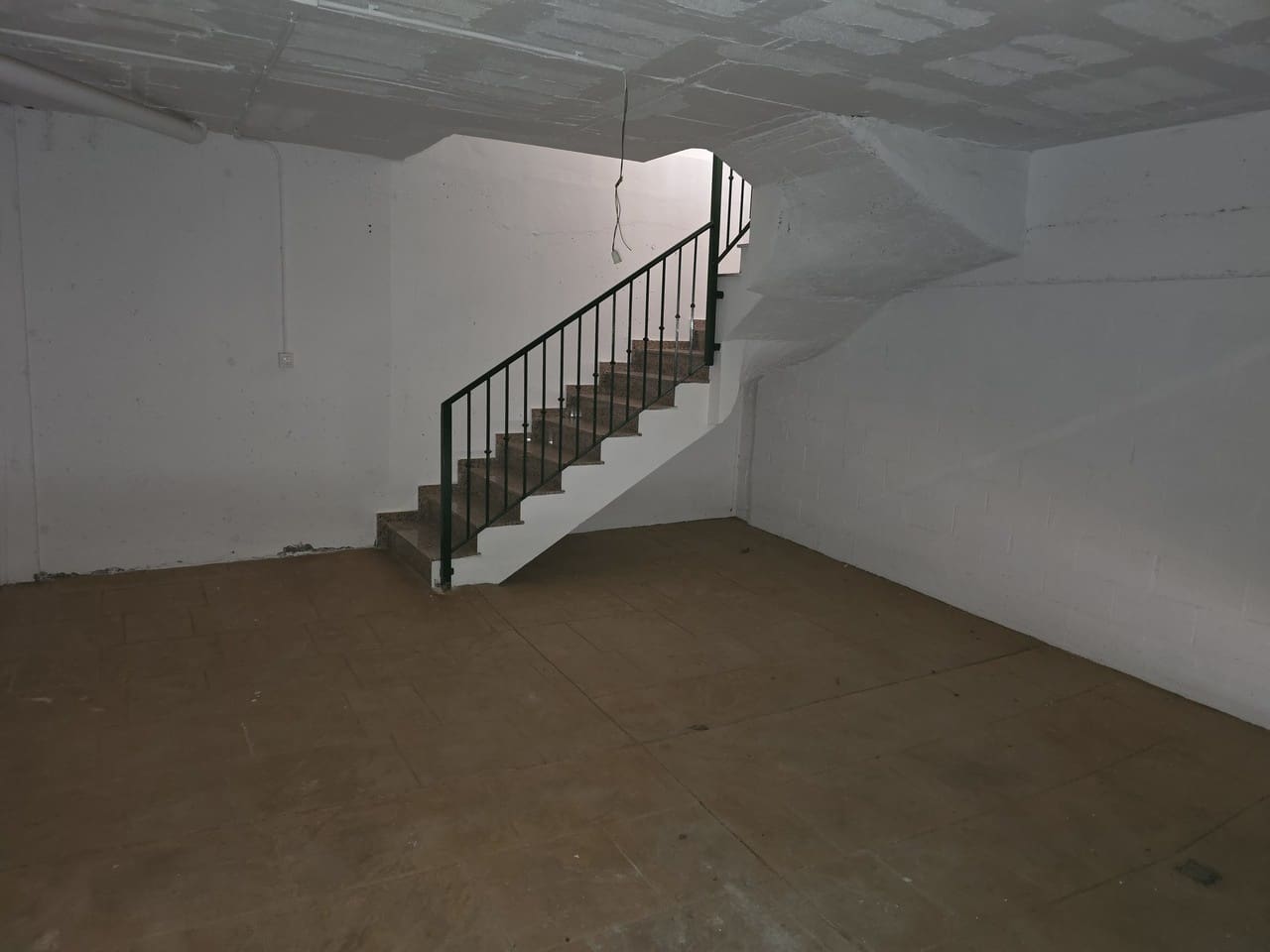 3 bedroom Townhouse for sale in Alcaucin with pool garage - € 175,000 (Ref: 9626567)