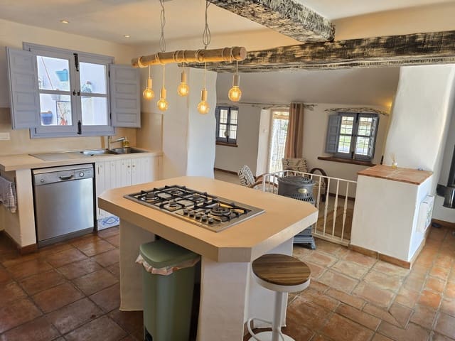 4 sypialnia Willa na sprzedaż w Vélez-Málaga z basenem garażem - 579 000 € (Ref: 9694241)