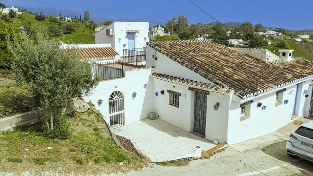 4 sypialnia Willa na sprzedaż w Vélez-Málaga z basenem garażem - 579 000 € (Ref: 9694241)