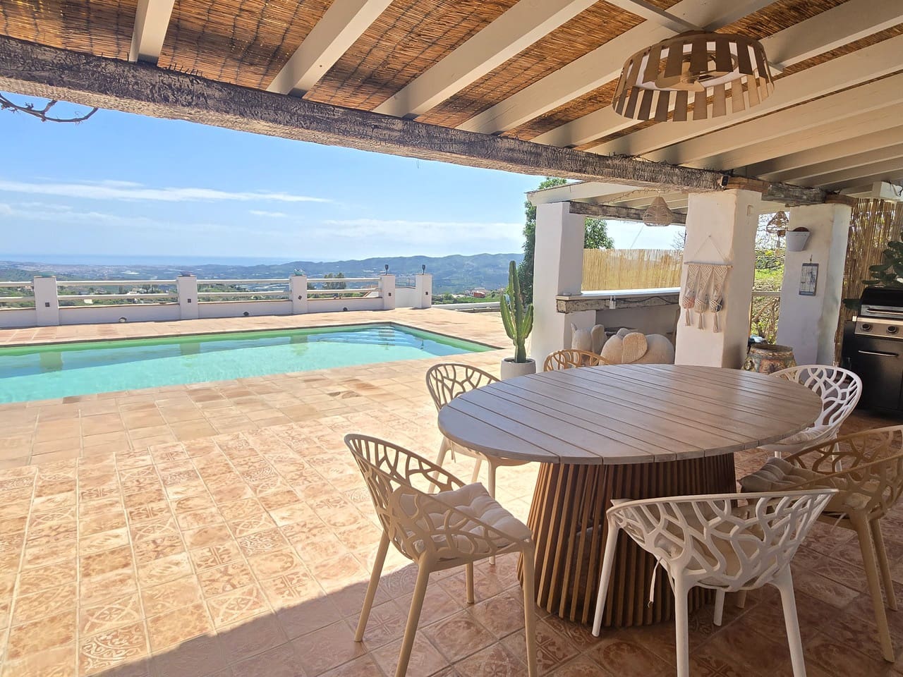 4 soverom Villa til salgs i Velez-Malaga med svømmebasseng garasje - € 579 000 (Ref: 9694241)