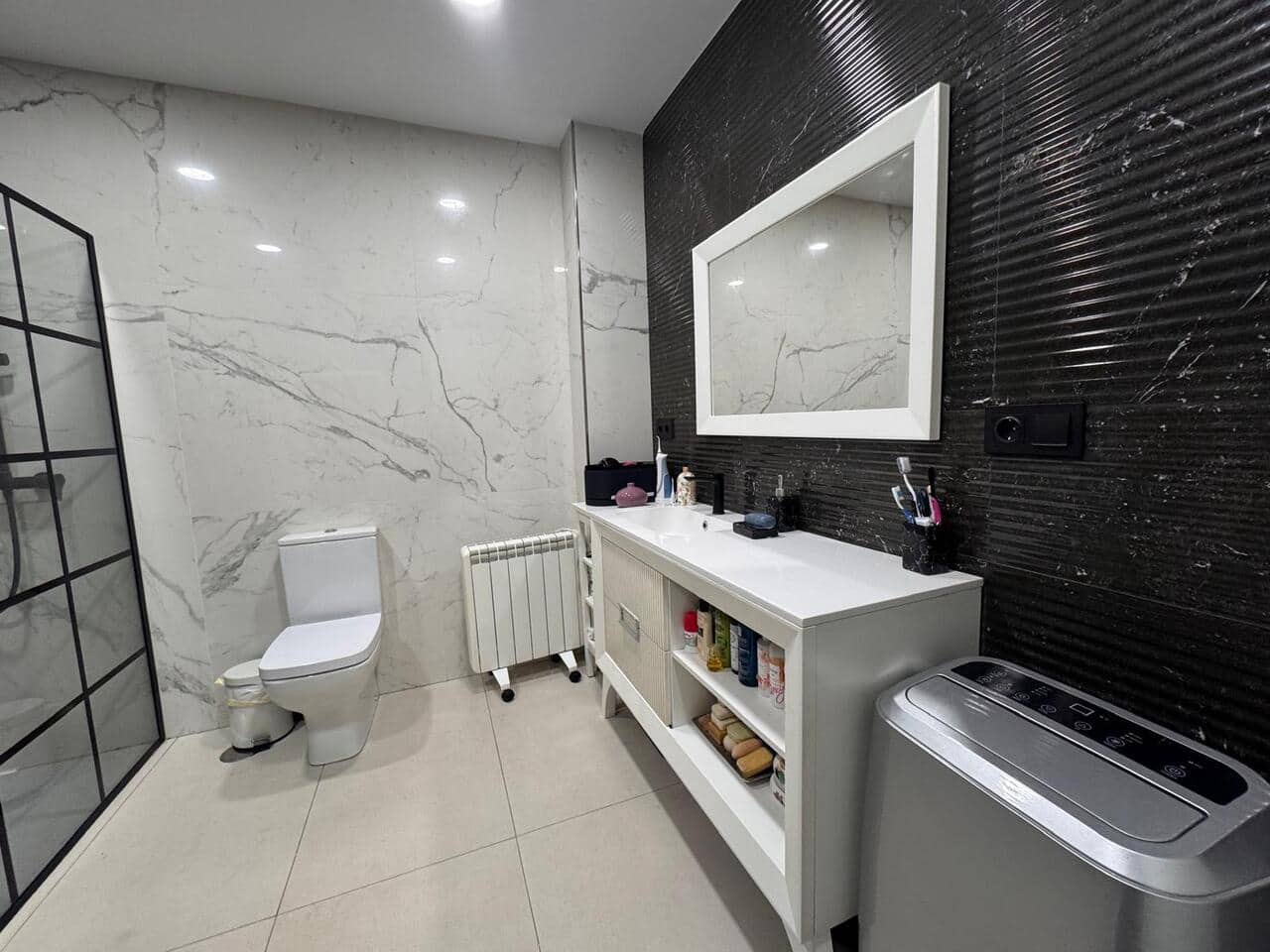 4 soveværelse Villa til salg i Vinuela med swimmingpool garage - € 950.000 (Ref: 9696890)