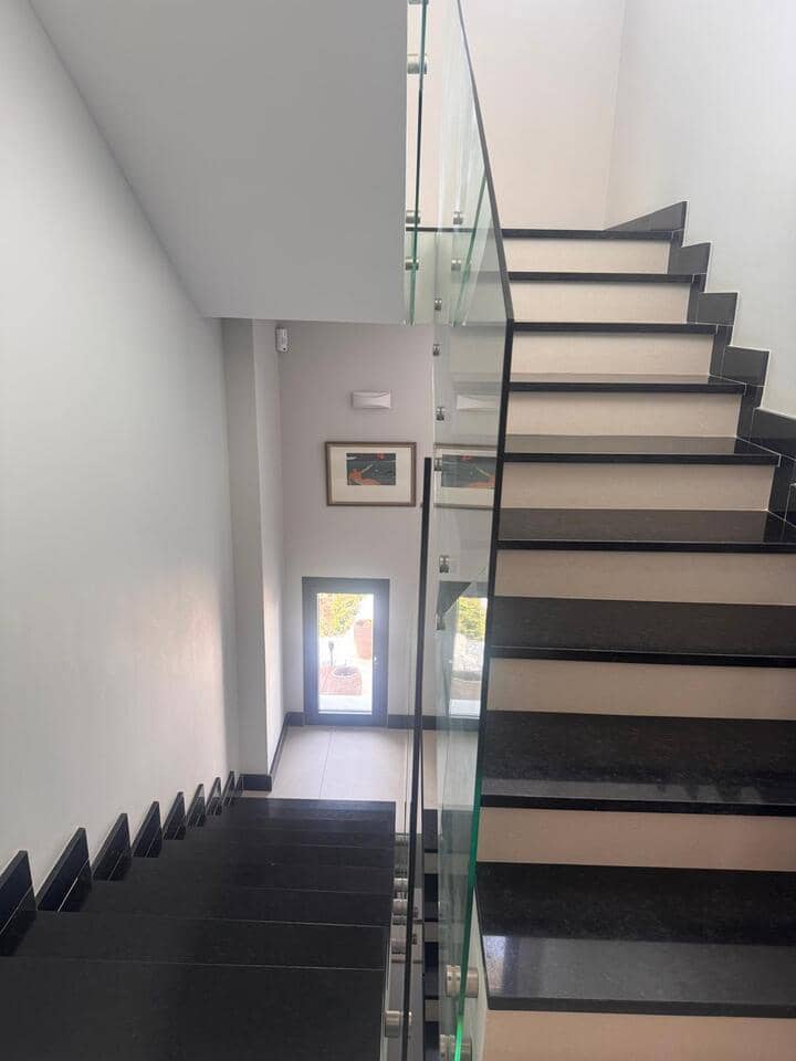 4 soveværelse Villa til salg i Vinuela med swimmingpool garage - € 950.000 (Ref: 9696890)