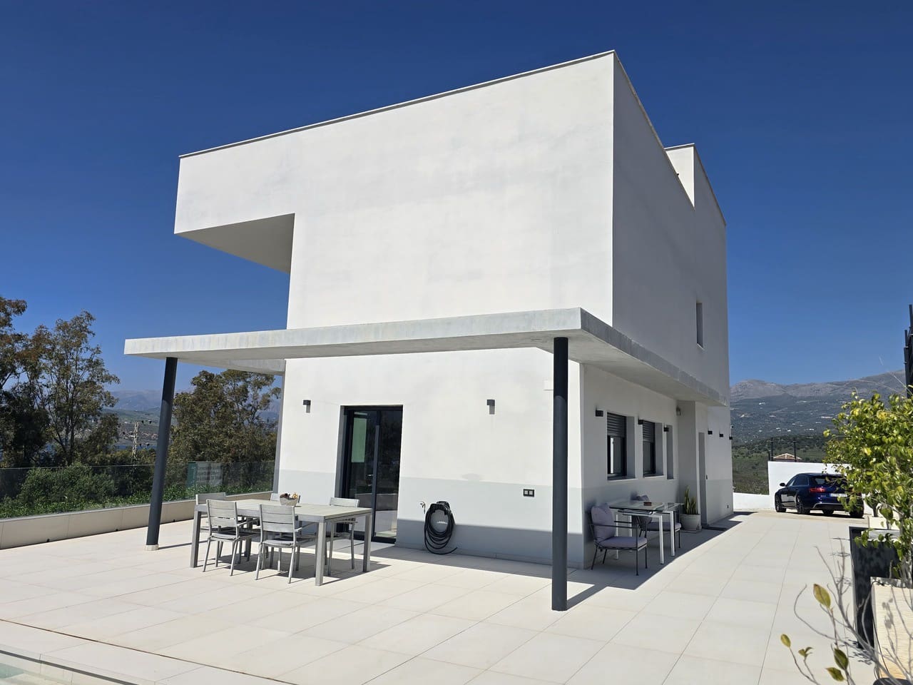 4 soveværelse Villa til salg i Vinuela med swimmingpool garage - € 950.000 (Ref: 9696890)