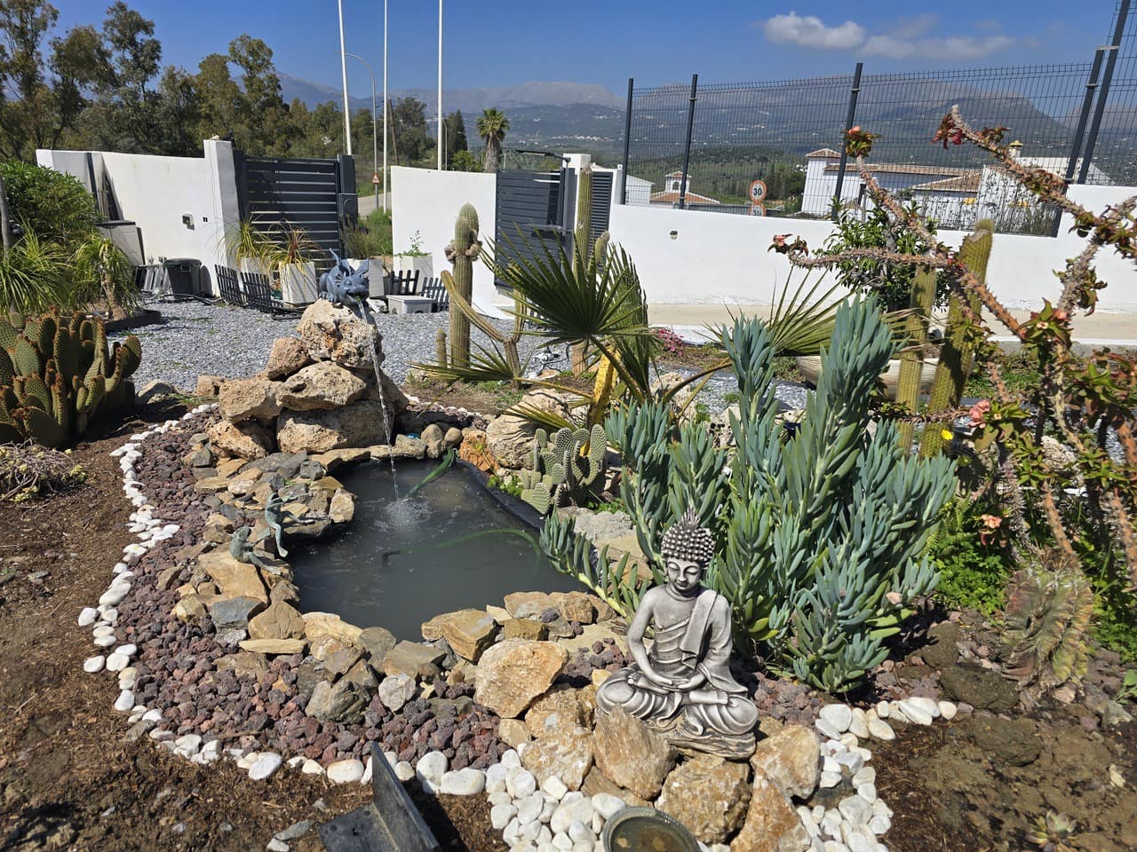 4 soveværelse Villa til salg i Vinuela med swimmingpool garage - € 950.000 (Ref: 9696890)