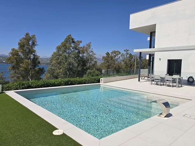 4 soveværelse Villa til salg i Viñuela med swimmingpool garage - € 950.000 (Ref: 9696890)