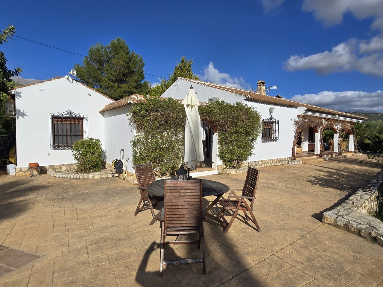 5 quarto Moradia para venda em Periana com piscina garagem - 575 000 € (Ref: 9699812)