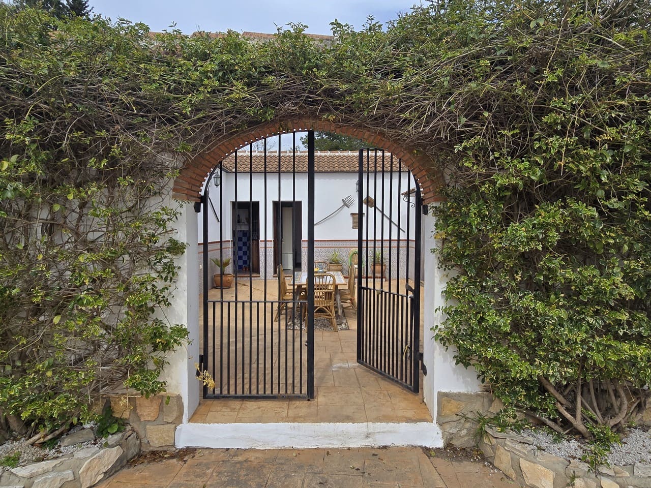 5 bedroom Villa for sale in Periana with pool garage - € 575,000 (Ref: 9699812)