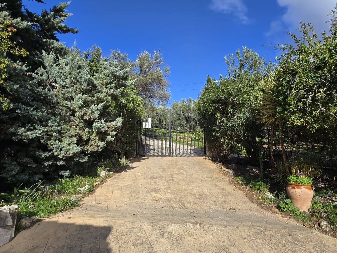 5 bedroom Villa for sale in Periana with pool garage - € 575,000 (Ref: 9699812)