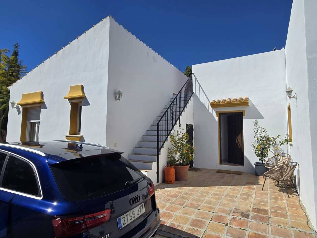 3 bedroom Villa for sale in Vinuela with pool garage - € 347,500 (Ref: 9712421)