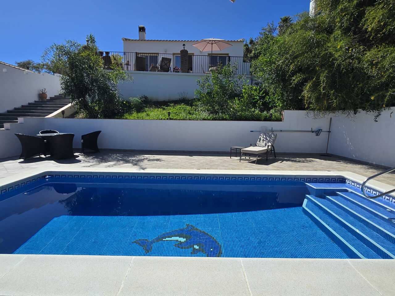 3 bedroom Villa for sale in Vinuela with pool garage - € 347,500 (Ref: 9712421)
