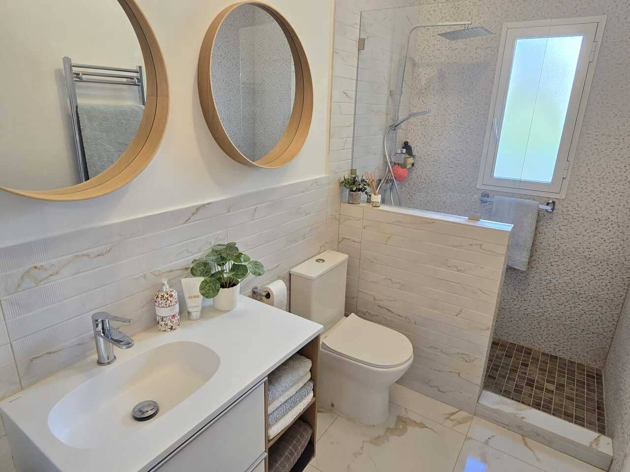 3 bedroom Villa for sale in Vinuela with pool garage - € 347,500 (Ref: 9712421)