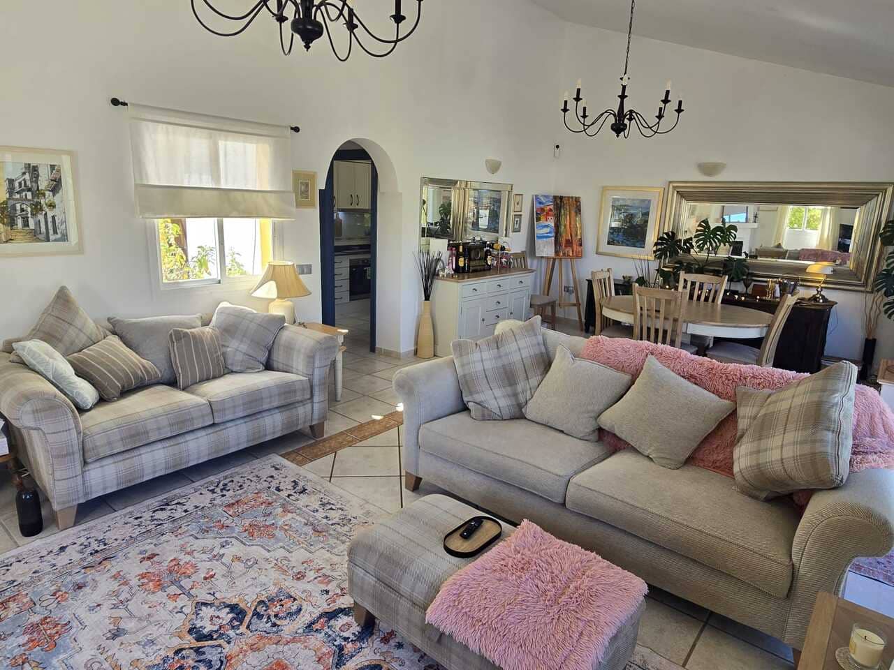 3 bedroom Villa for sale in Vinuela with pool garage - € 347,500 (Ref: 9712421)