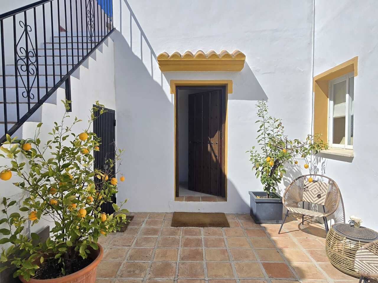 3 bedroom Villa for sale in Vinuela with pool garage - € 347,500 (Ref: 9712421)