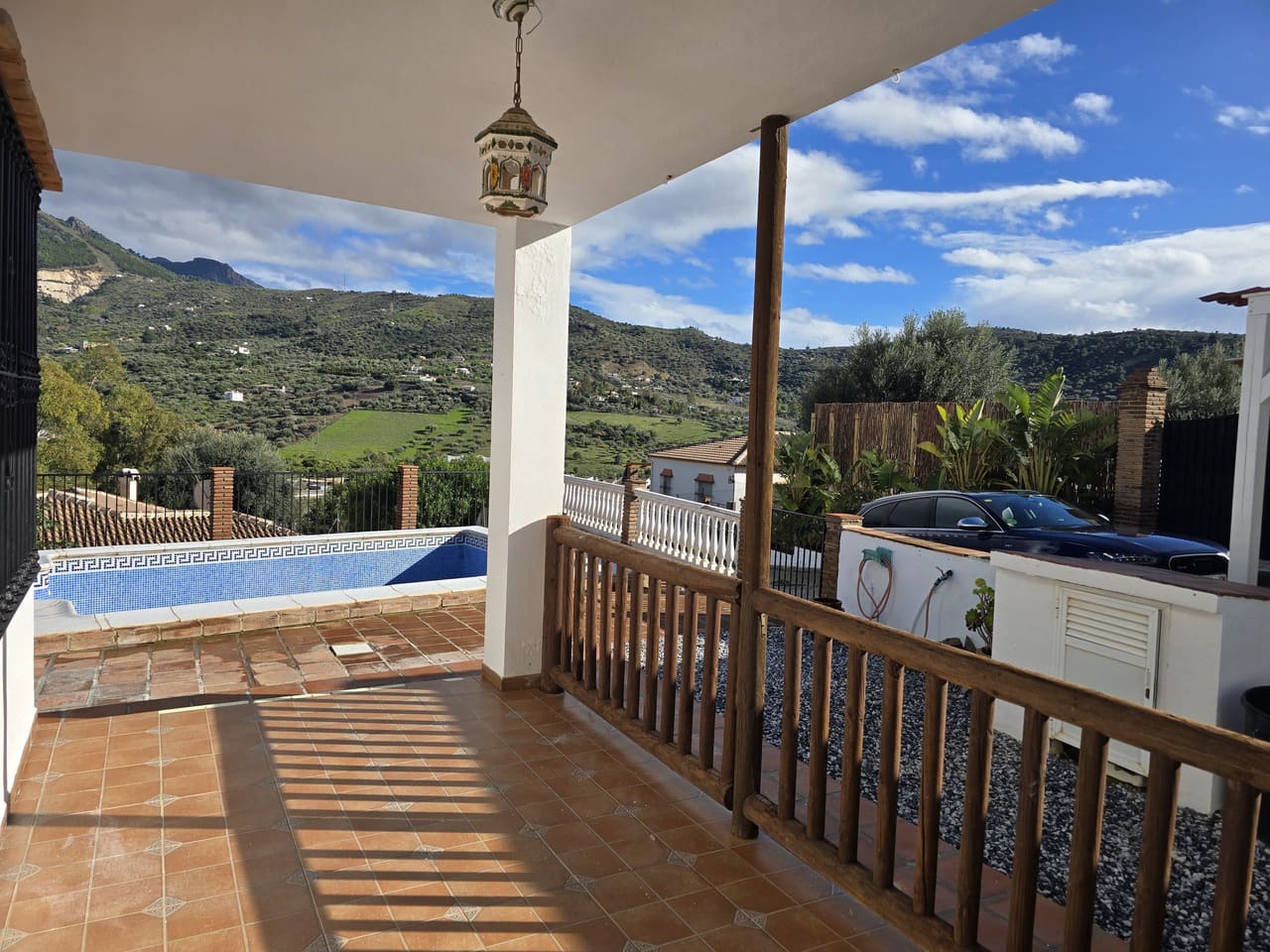 3 bedroom Villa for sale in Alcaucin with pool garage - € 325,000 (Ref: 9715634)
