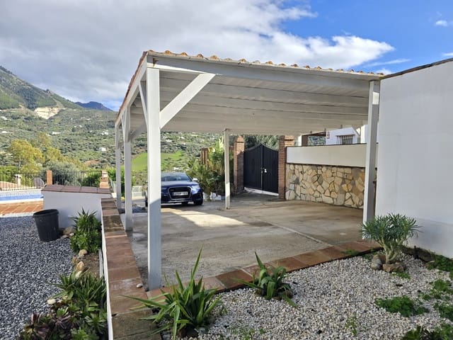 3 soverom Villa til salgs i Alcaucín med svømmebasseng garasje - € 325 000 (Ref: 9715634)