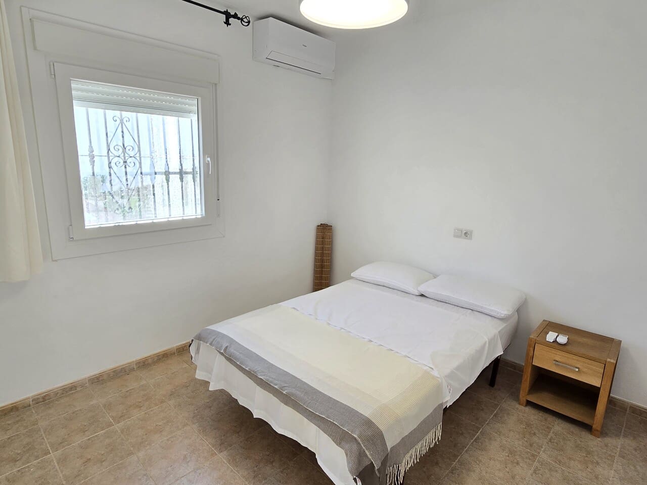 3 bedroom Villa for sale in Alcaucin with pool garage - € 325,000 (Ref: 9715634)