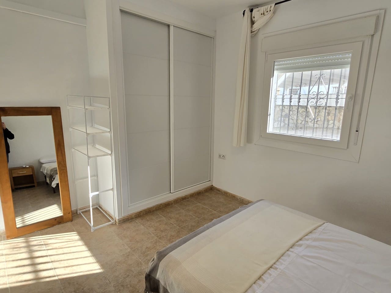 3 bedroom Villa for sale in Alcaucin with pool garage - € 325,000 (Ref: 9715634)