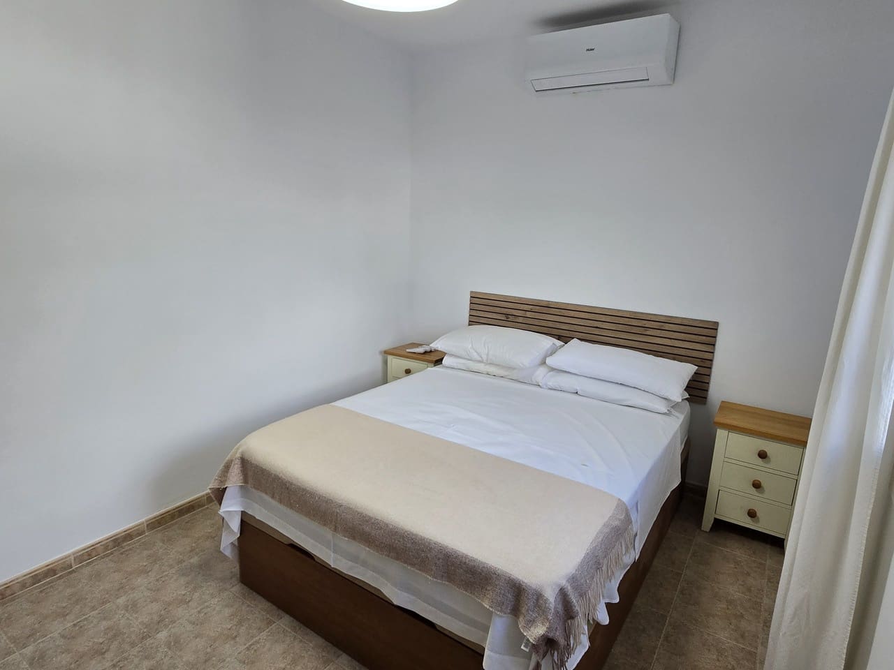 3 bedroom Villa for sale in Alcaucin with pool garage - € 325,000 (Ref: 9715634)