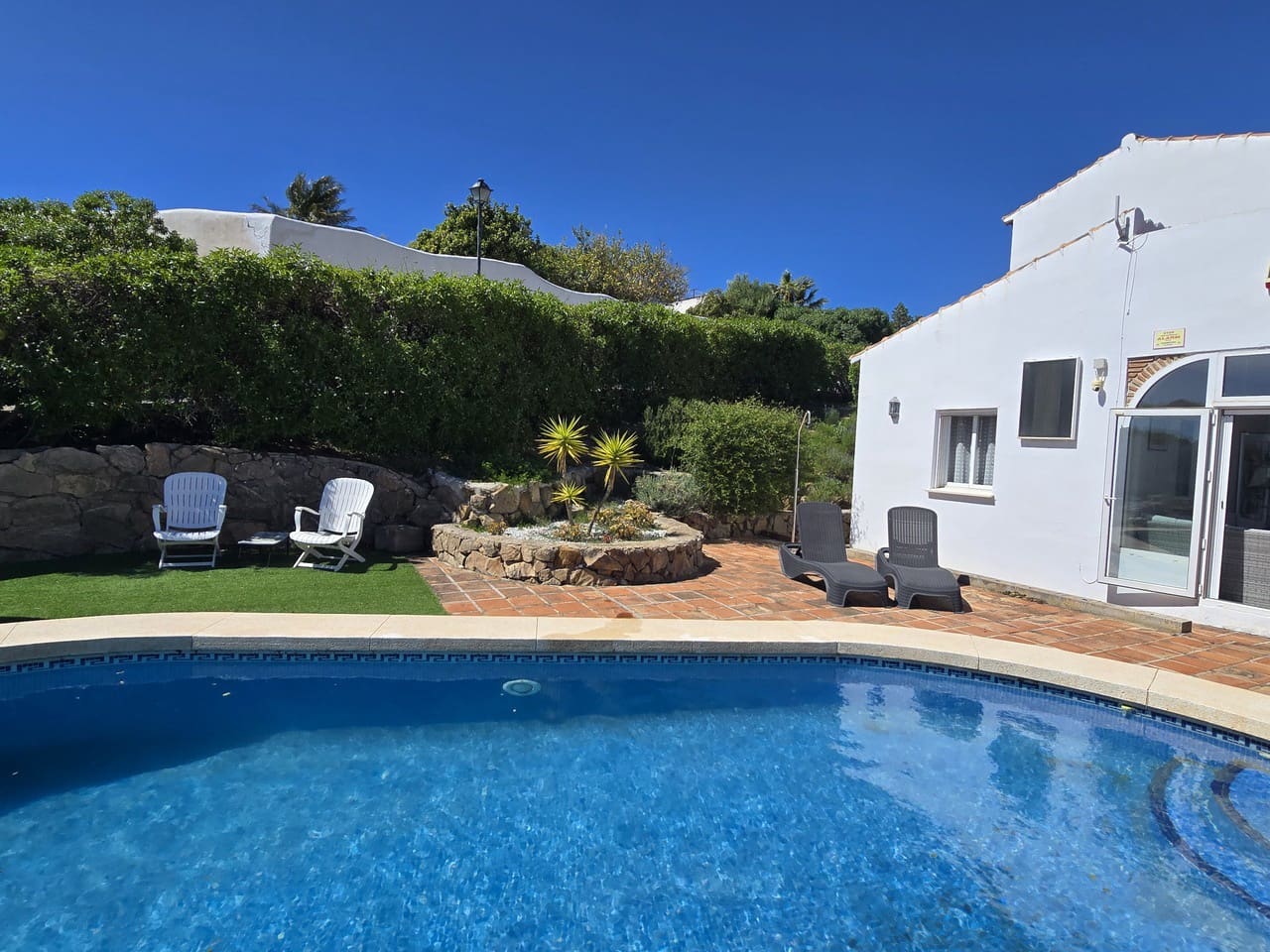 3 soverom Villa til salgs i Vinuela med svømmebasseng garasje - € 349 000 (Ref: 9730946)