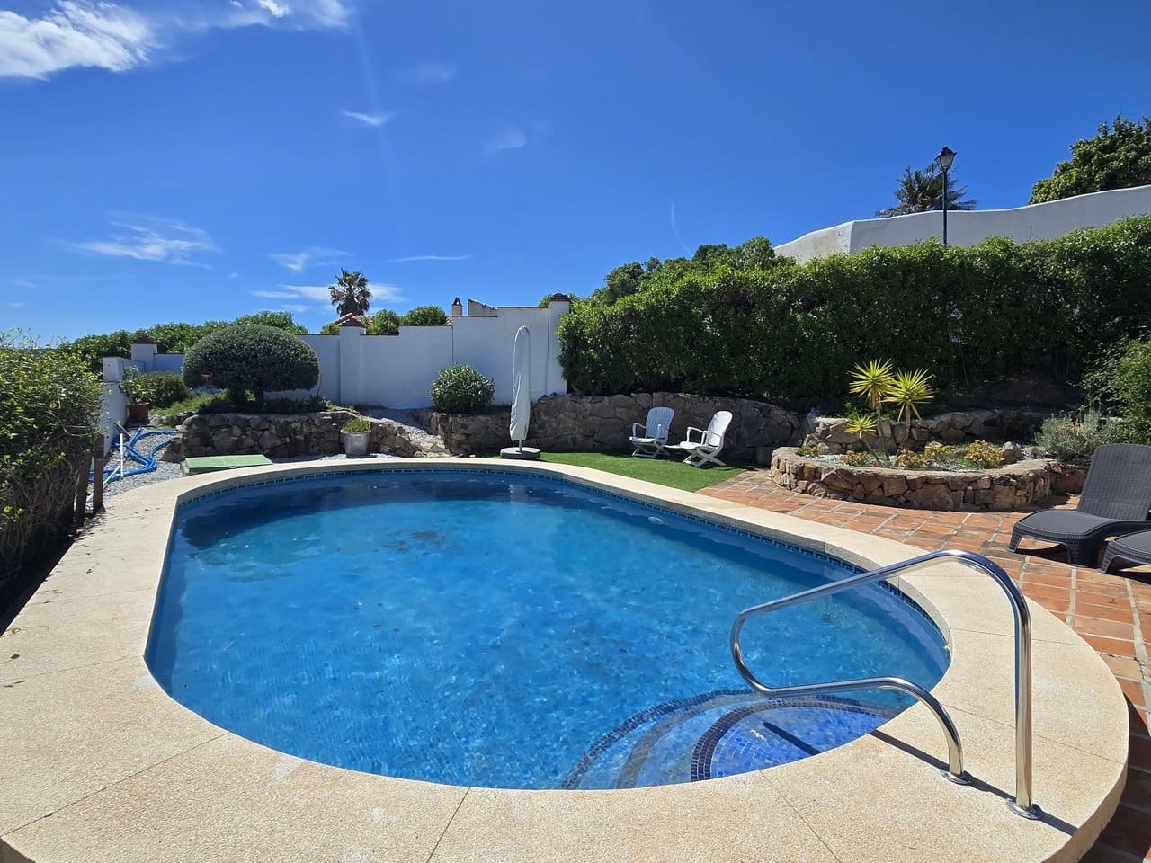 3 soverom Villa til salgs i Vinuela med svømmebasseng garasje - € 349 000 (Ref: 9730946)