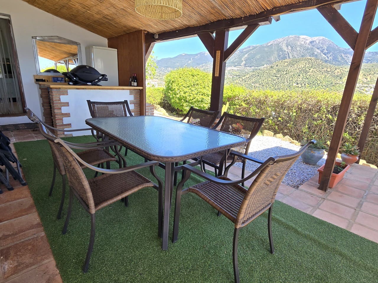 3 soverom Villa til salgs i Vinuela med svømmebasseng garasje - € 349 000 (Ref: 9730946)