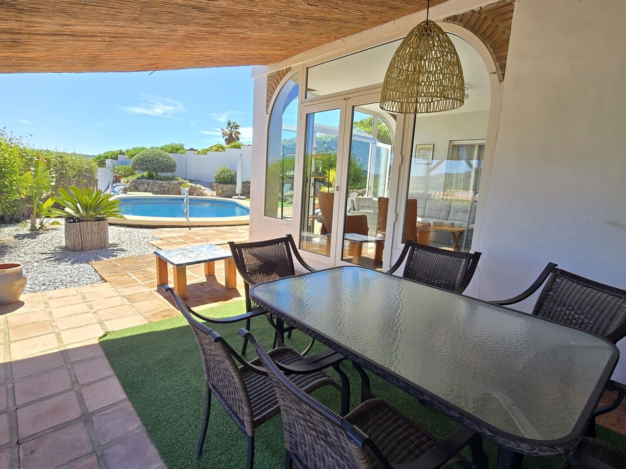 3 soverom Villa til salgs i Vinuela med svømmebasseng garasje - € 349 000 (Ref: 9730946)