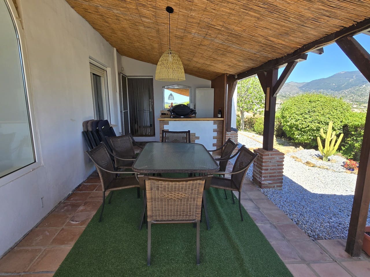 3 soverom Villa til salgs i Vinuela med svømmebasseng garasje - € 349 000 (Ref: 9730946)