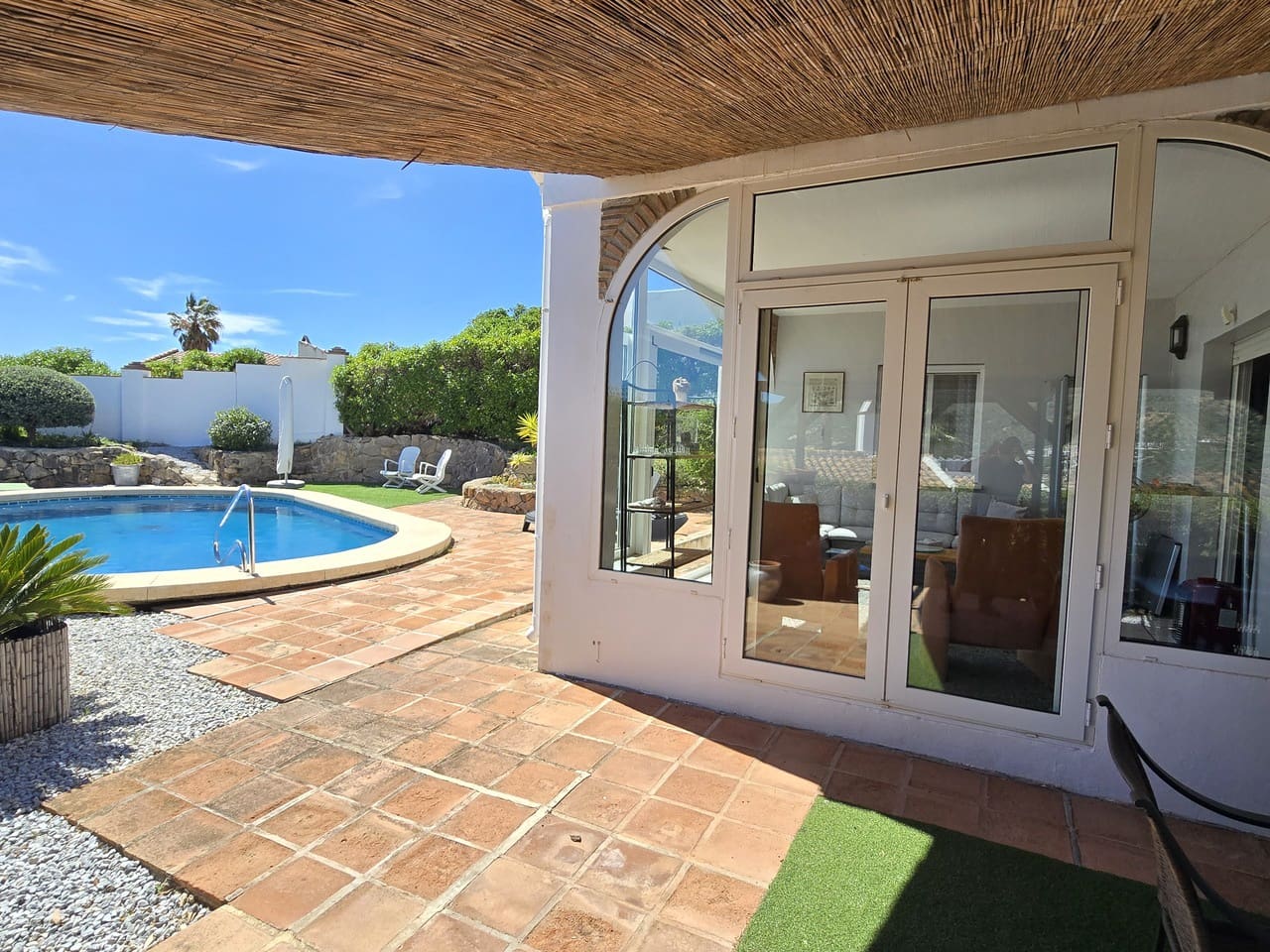 3 soverom Villa til salgs i Vinuela med svømmebasseng garasje - € 349 000 (Ref: 9730946)