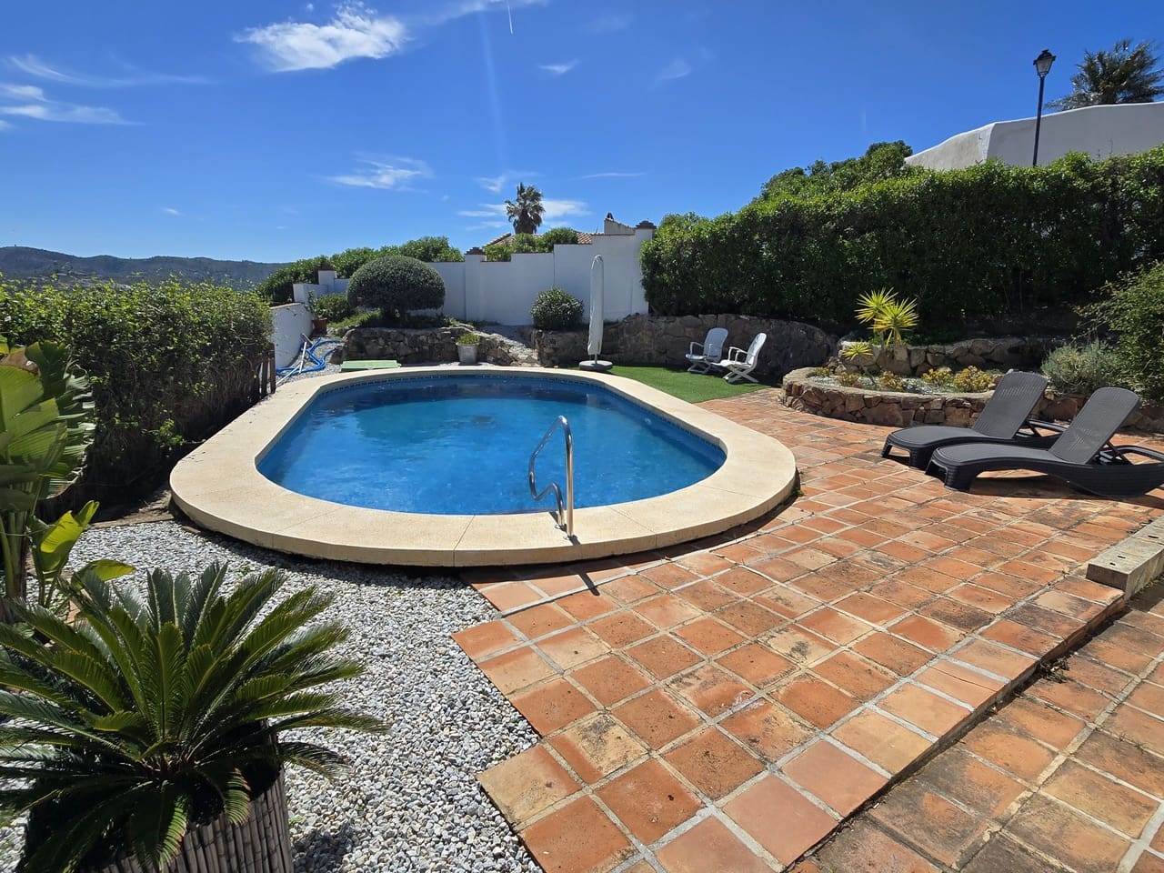 3 soverom Villa til salgs i Vinuela med svømmebasseng garasje - € 349 000 (Ref: 9730946)