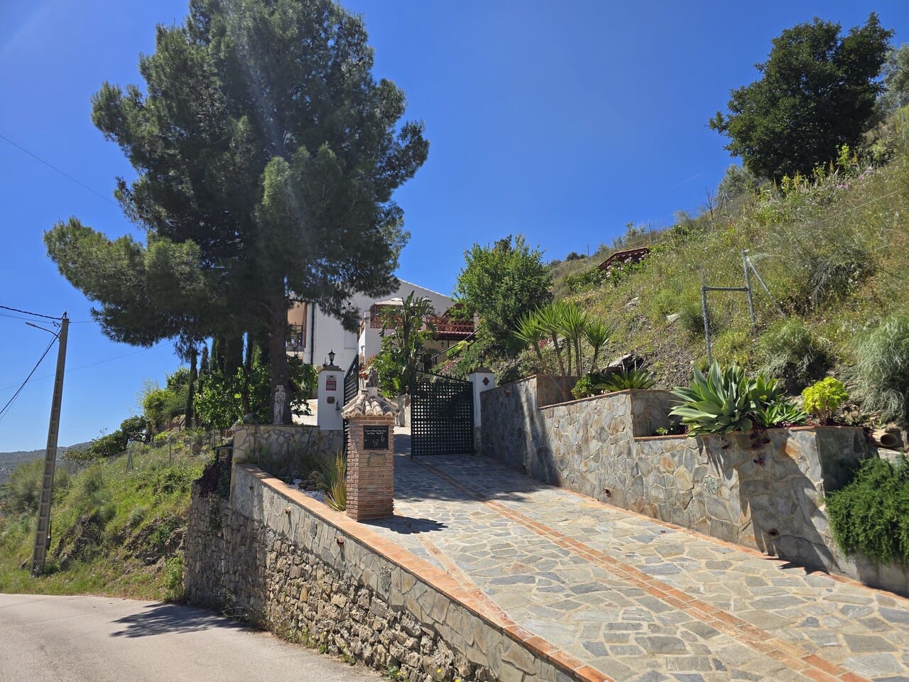 Chalet de 4 habitaciones en Viñuela en venta con garaje - 310.000 € (Ref: 9778643)