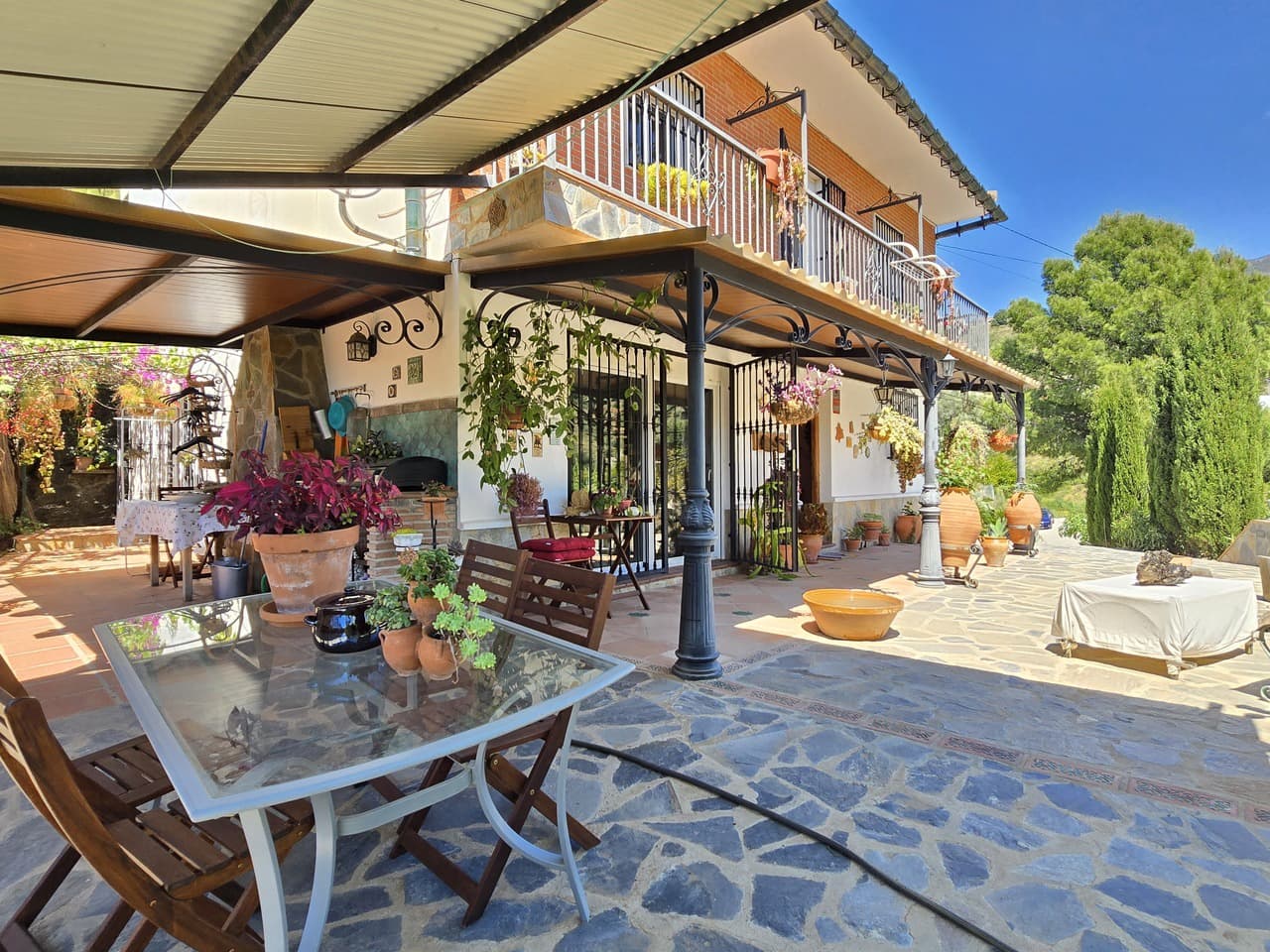 Chalet de 4 habitaciones en Viñuela en venta con garaje - 310.000 € (Ref: 9778643)