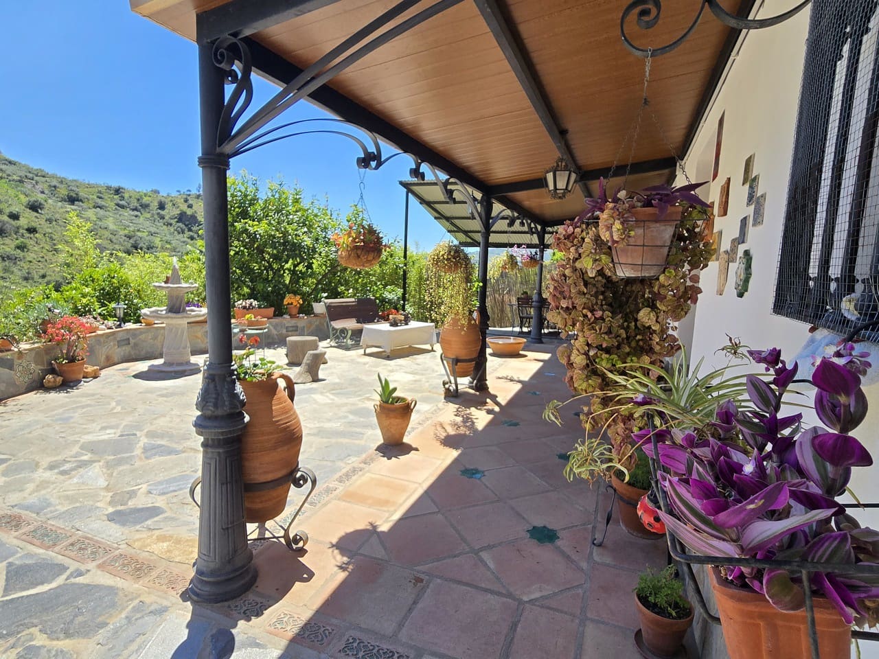 Chalet de 4 habitaciones en Viñuela en venta con garaje - 310.000 € (Ref: 9778643)