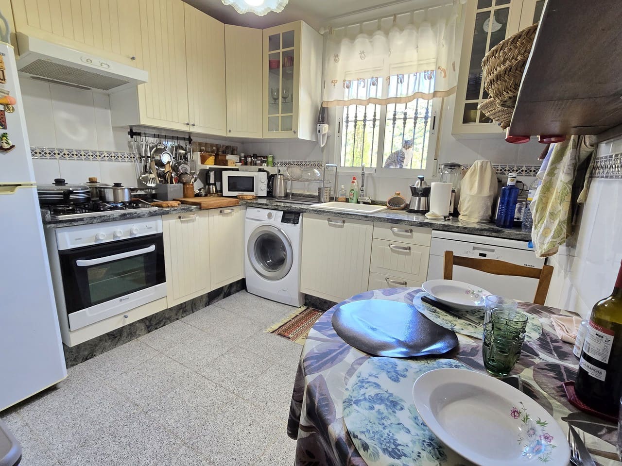 Chalet de 4 habitaciones en Viñuela en venta con garaje - 310.000 € (Ref: 9778643)