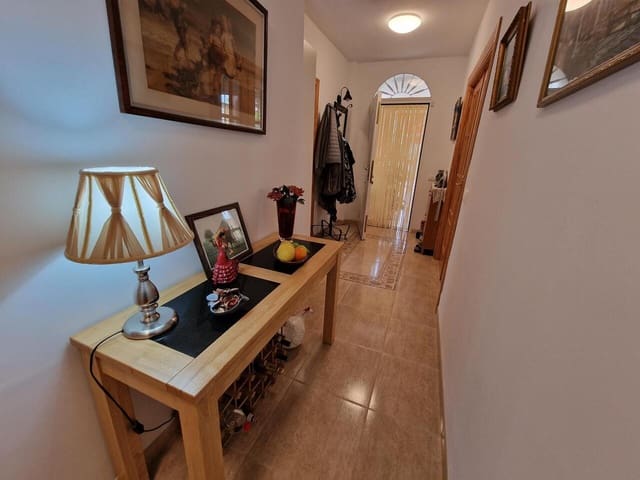 3 sypialnia Willa na sprzedaż w Venta Baja, Alcaucín z basenem garażem - 330 000 € (Ref: 9805578)