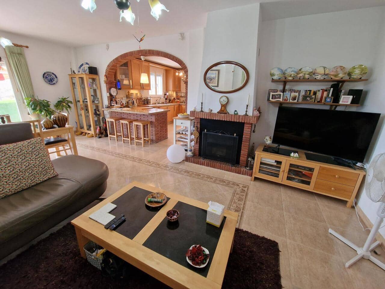 3 soveværelse Villa til salg i Venta Baja med swimmingpool garage - € 330.000 (Ref: 9805578)