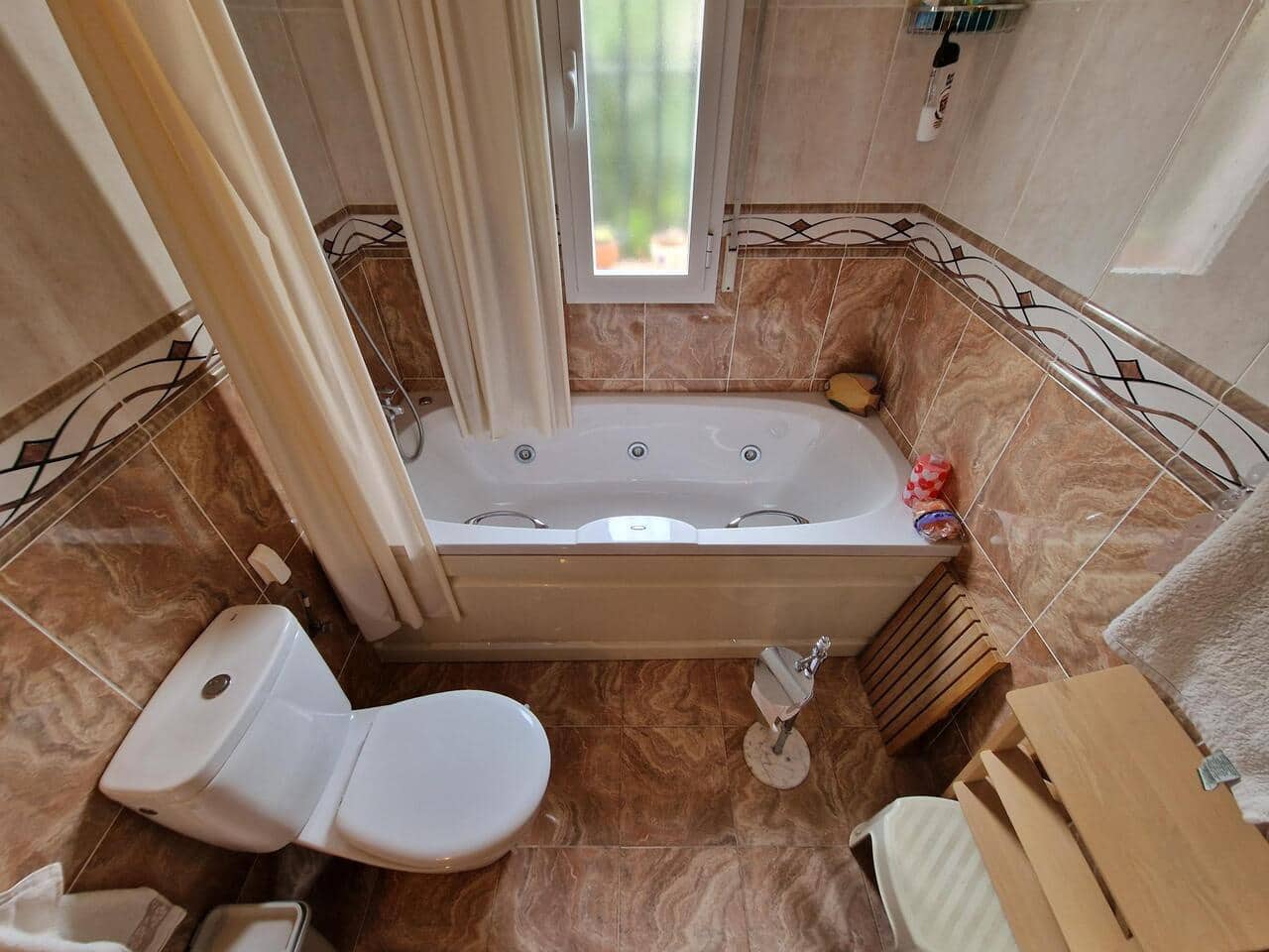 3 soveværelse Villa til salg i Venta Baja med swimmingpool garage - € 330.000 (Ref: 9805578)