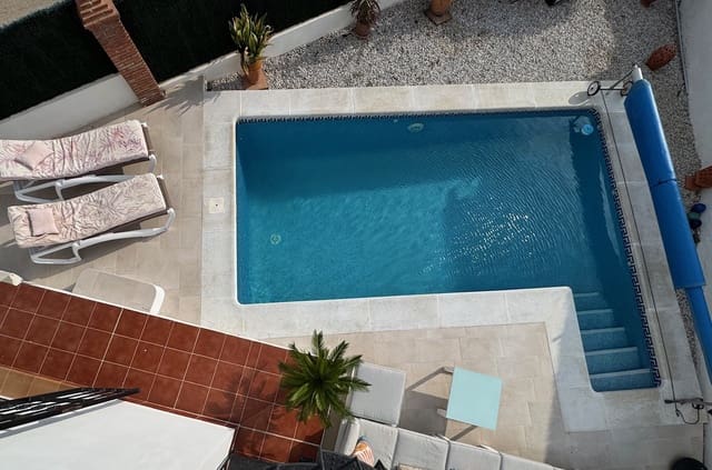 3 sypialnia Willa na sprzedaż w Venta Baja, Alcaucín z basenem garażem - 330 000 € (Ref: 9805578)