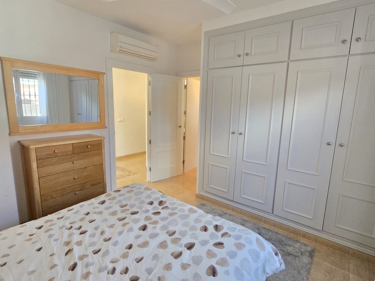 3 bedroom Villa for sale in Venta Baja with pool garage - € 330,000 (Ref: 9805578)