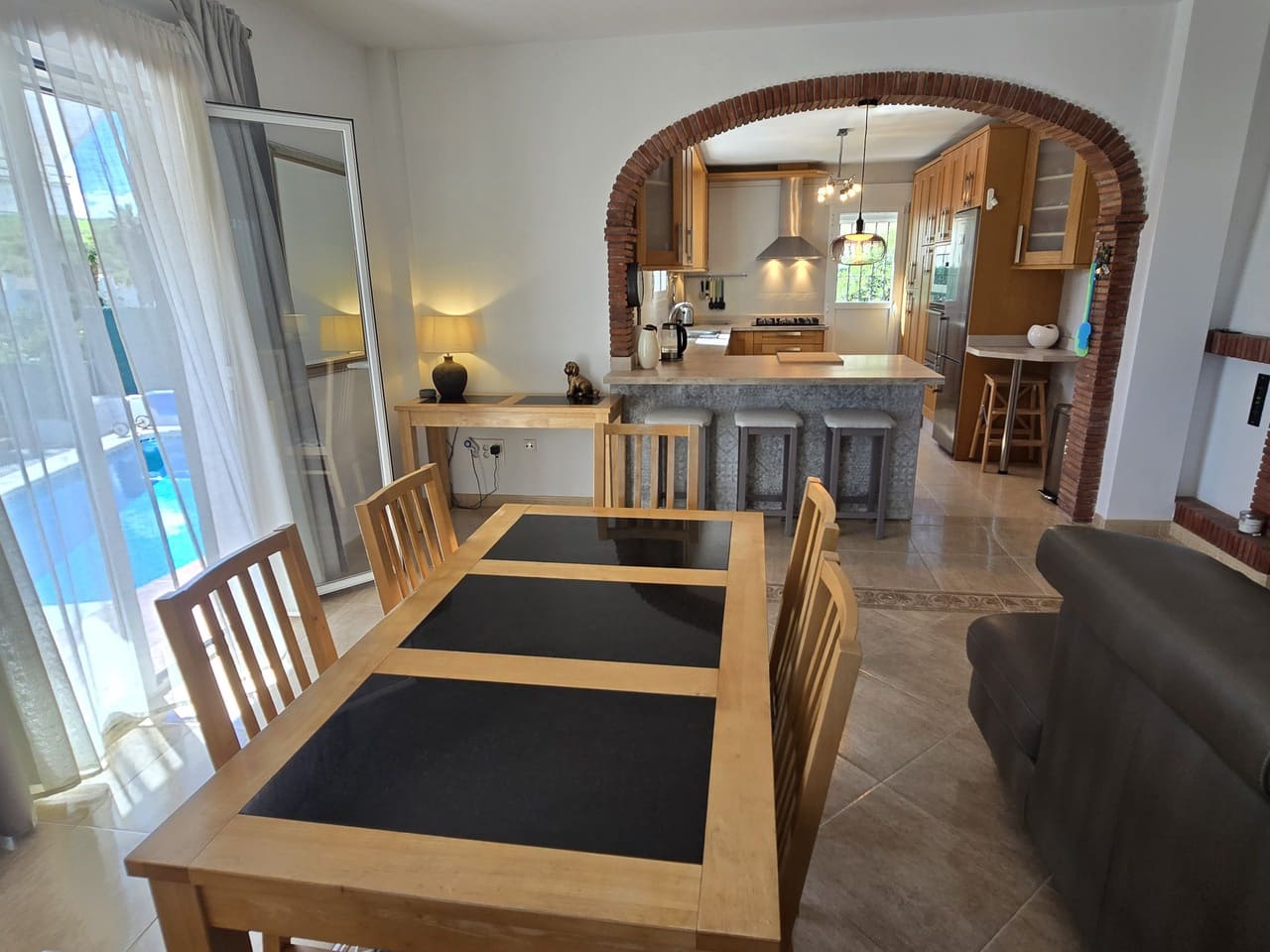3 bedroom Villa for sale in Venta Baja with pool garage - € 330,000 (Ref: 9805578)