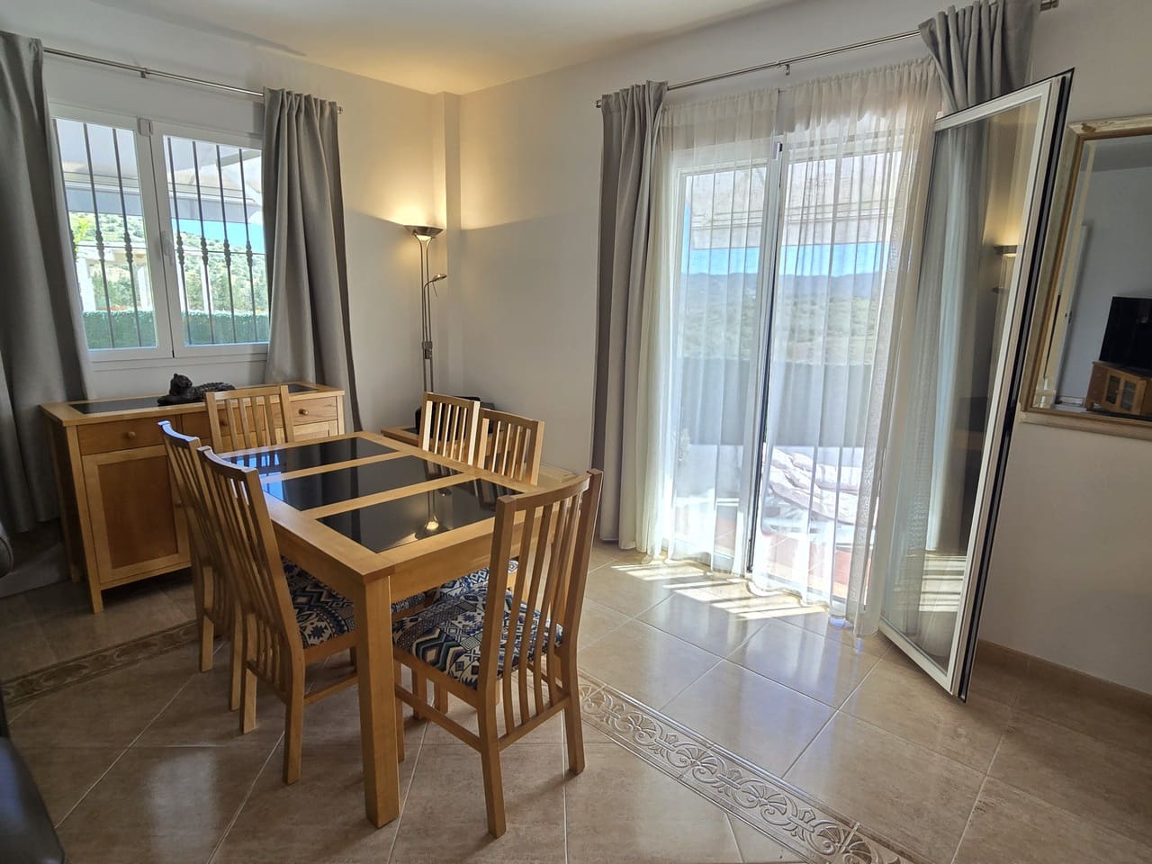 3 bedroom Villa for sale in Venta Baja with pool garage - € 330,000 (Ref: 9805578)